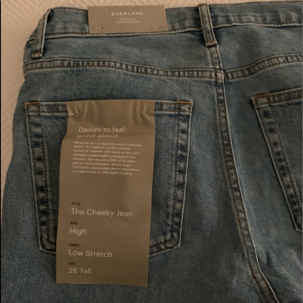 NWT Everlane Cheeky Jean 28 Tall